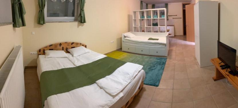 Sos Apartments Radovljica Esterno foto